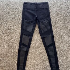ALO Yoga Moto Leggings Black BNWT. Size Small
